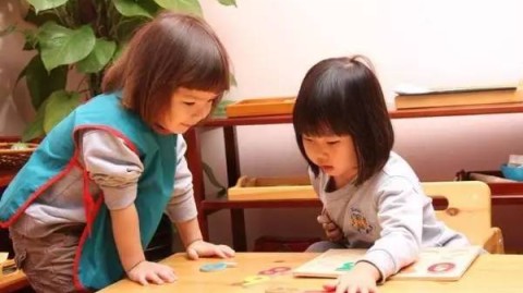 幼儿园午睡被同学干扰？家长轻松解决宝宝休息难题