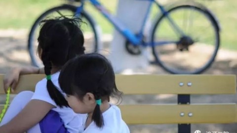 妈妈的爱恨交加，离开原生家庭是我该做的决定吗？