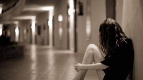 当爱情遇上抑郁症：不敢分手的我如何走出困境？