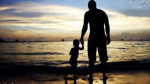 莫名恐惧与渴望爱：探索父爱缺失的心理根源