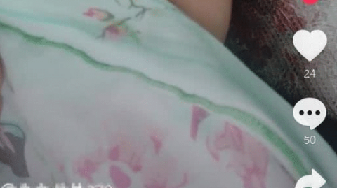 16岁少女哭泣时手抖的真相与应对指南