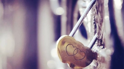 大学恋爱攻略：轻松接近心仪对象并自然发展亲密关系