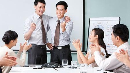 朋友在社团人缘爆棚，我酸了怎么办？实用化解指南