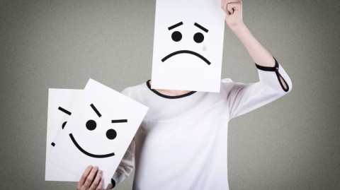 小事情绪波动怎么办？3个方法提升能量，活出精彩人生！