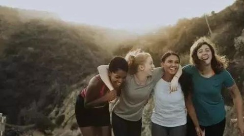 内向男生为何痴迷漂亮开放女生？实用搭讪技巧全解析