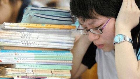 高三儿子学习不上心？聪明家长这样化解高考焦虑