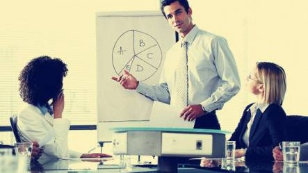 40岁职场男性：先进个人评选失败后的心理调适指南